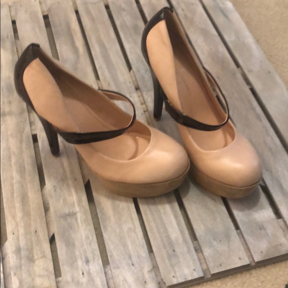 Jessica Simpson women’s heels size 7.5